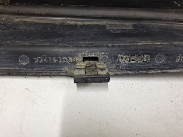 bontott IVECO DAILY Bal első Belső Küszöb Burkolat