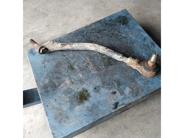 bontott IVECO DAILY Bal első Futómű Kitámasztó