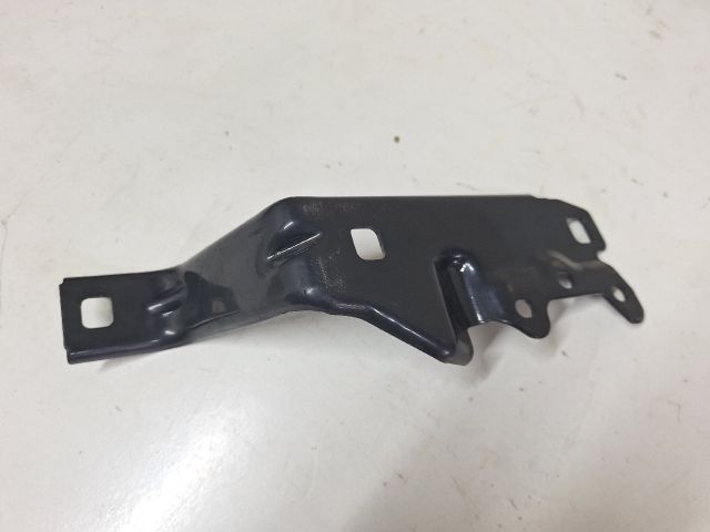 bontott IVECO DAILY Bal első Lökhárító Merevítő Tartó (Fém)