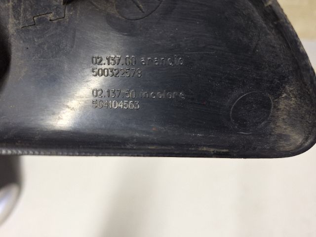 bontott IVECO DAILY Bal első Sárvédő Irányjelző