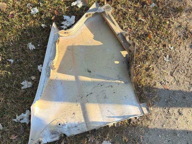 bontott IVECO DAILY Bal első Sárvédő