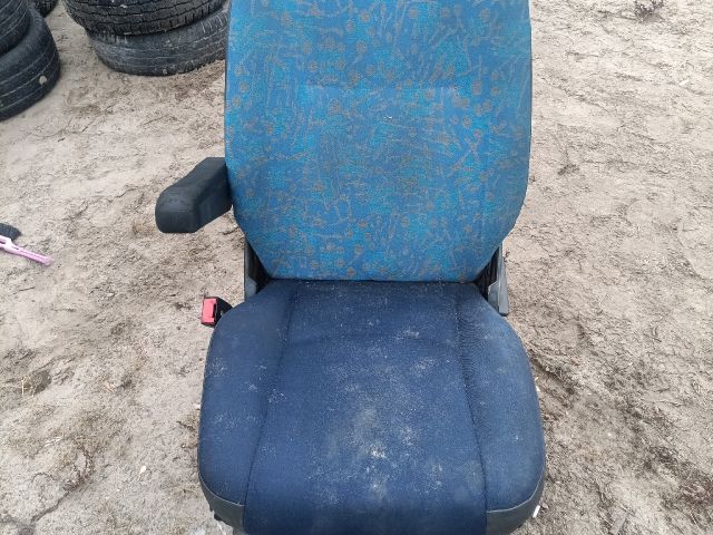 bontott IVECO DAILY Bal első Ülés