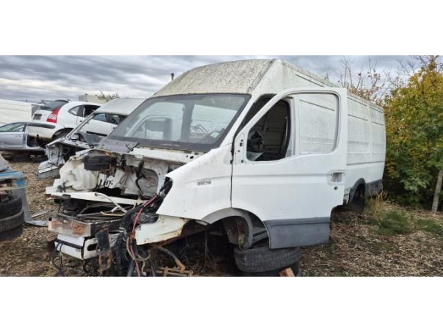 bontott IVECO DAILY Bal Hátsó Lámpa Foglalat