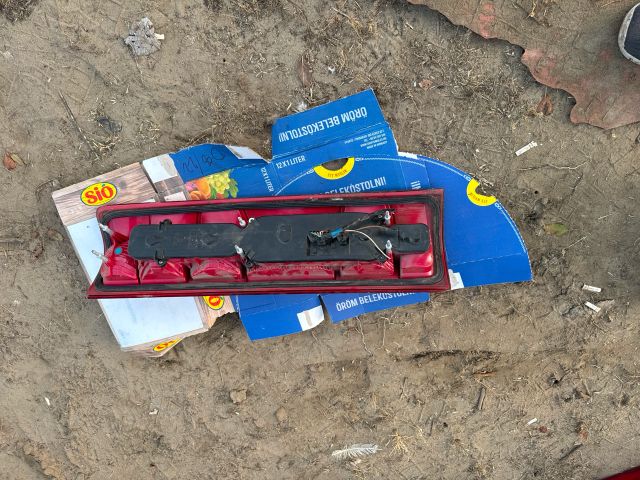 bontott IVECO DAILY Bal Hátsó Lámpa