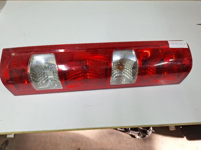 bontott IVECO DAILY Bal Külső Hátsó Lámpa