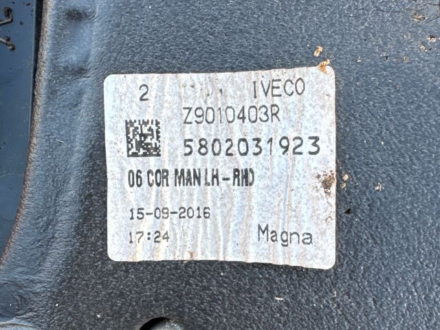 bontott IVECO DAILY Bal Visszapillantó Tükör (Elektromos)