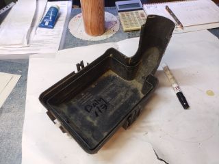 bontott IVECO DAILY Biztosítéktábla Fedél