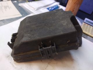 bontott IVECO DAILY Biztosítéktábla Fedél