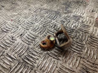 bontott IVECO DAILY Csomagtérajtó Bal Zsanér