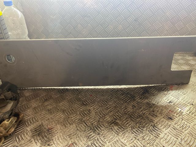 bontott IVECO DAILY Csomagtérajtó Díszléc