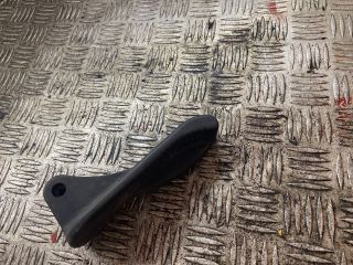 bontott IVECO DAILY Csomagtérajtó Kilincs