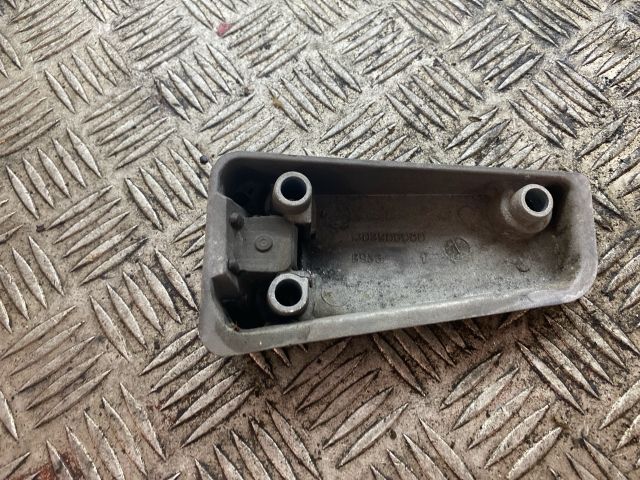 bontott IVECO DAILY Csomagtérajtó Zárszerkezet