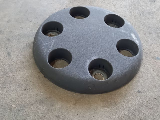 bontott IVECO DAILY Dísztárcsa (1 db)