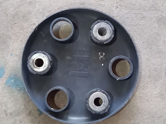 bontott IVECO DAILY Dísztárcsa (1 db)