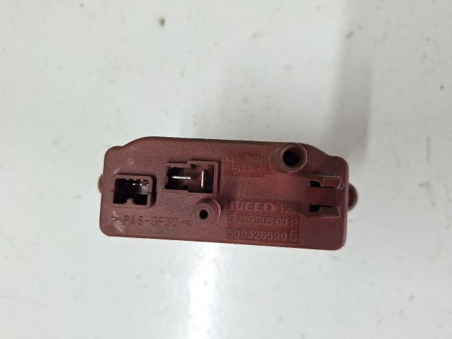 bontott IVECO DAILY Előtét Ellenállás Fűtőmotor