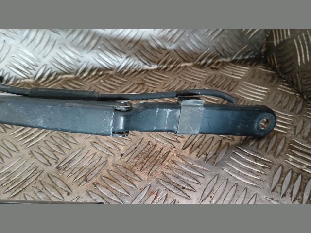 bontott IVECO DAILY Első Ablaktörlő Lapát Pár