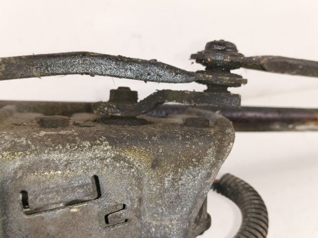 bontott IVECO DAILY Első Ablaktörlő Szerkezet Motorral