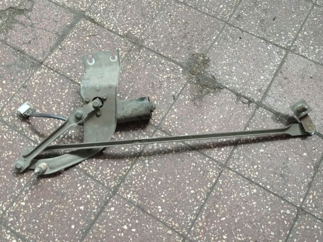 bontott IVECO DAILY Első Ablaktörlő Szerkezet Motorral