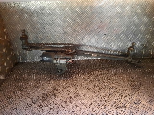 bontott IVECO DAILY Első Ablaktörlő Szerkezet Motorral