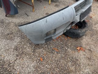 bontott IVECO DAILY Első Lökhárító (Részeivel)