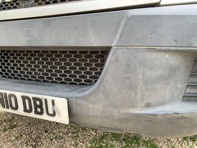 bontott IVECO DAILY Első Lökhárító (Részeivel)