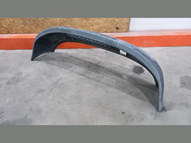 bontott IVECO DAILY Első Lökhárító (Üresen)