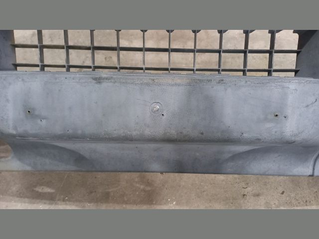 bontott IVECO DAILY Első Lökhárító (Üresen)