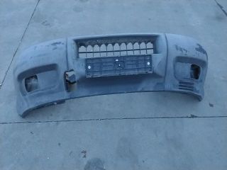 bontott IVECO DAILY Első Lökhárító (Üresen)