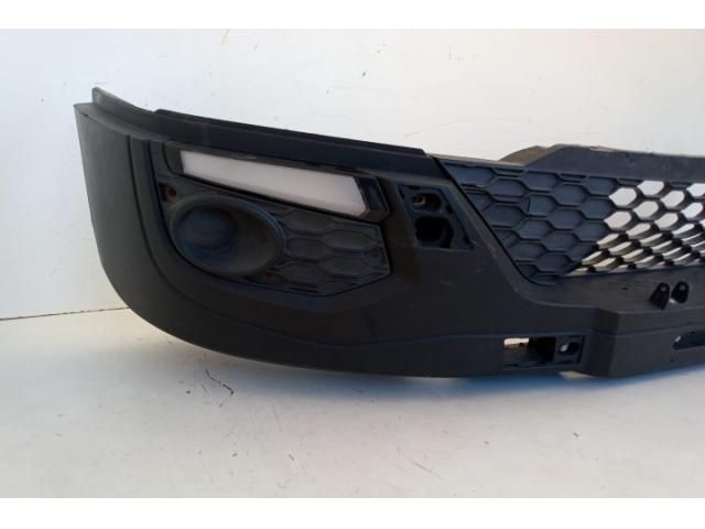 bontott IVECO DAILY Első Lökhárító (Üresen)