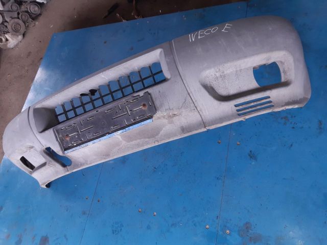 bontott IVECO DAILY Első Lökhárító (Üresen)