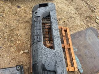 bontott IVECO DAILY Első Lökhárító (Üresen)