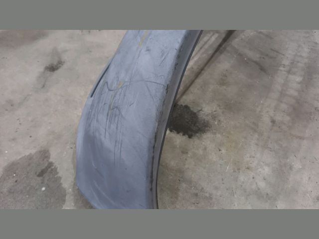 bontott IVECO DAILY Első Lökhárító (Üresen)