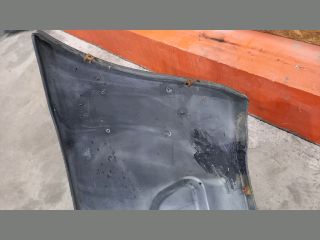 bontott IVECO DAILY Első Lökhárító (Üresen)