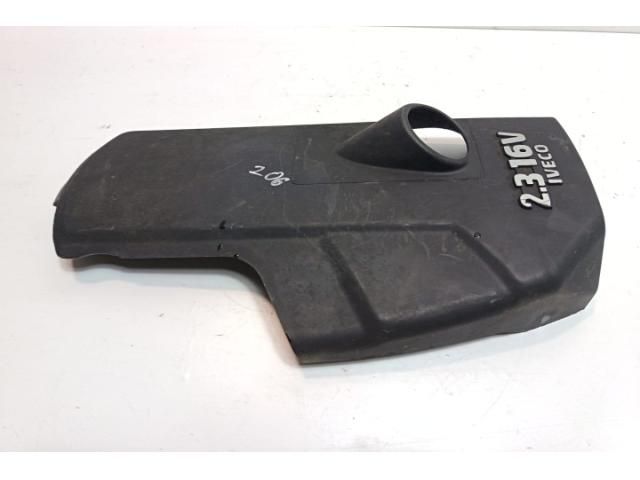 bontott IVECO DAILY Felső Hűtőburkolat