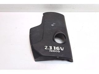 bontott IVECO DAILY Felső Hűtőburkolat