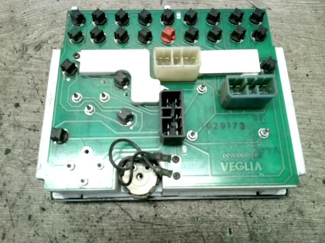 bontott IVECO DAILY Fordulatszámmérő