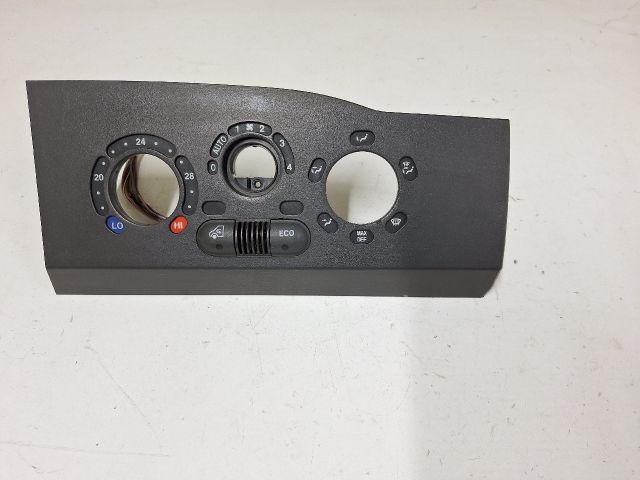 bontott IVECO DAILY Fűtéskapcsoló Keret