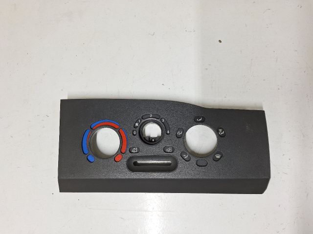 bontott IVECO DAILY Fűtéskapcsoló Keret