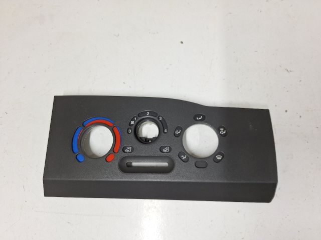 bontott IVECO DAILY Fűtéskapcsoló Keret