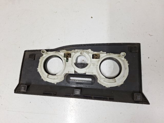 bontott IVECO DAILY Fűtéskapcsoló Keret