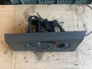 bontott IVECO DAILY Fűtéskapcsoló (Nem klímás)