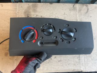 bontott IVECO DAILY Fűtéskapcsoló (Nem klímás)