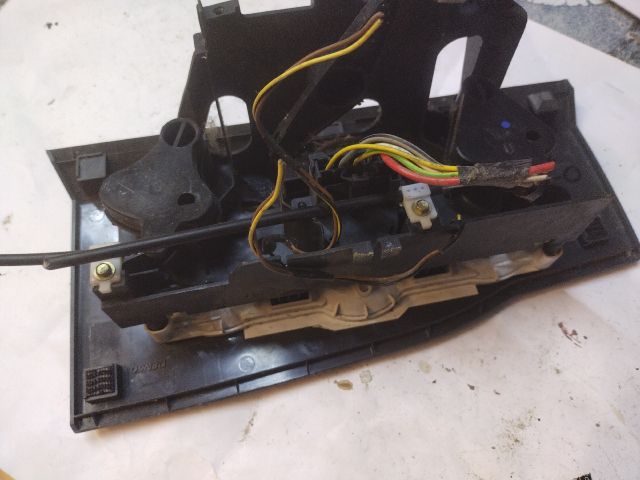 bontott IVECO DAILY Fűtéskapcsoló (Nem klímás)