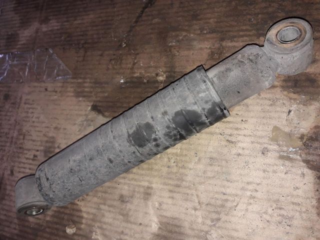 bontott IVECO DAILY Hátsó Lengéscsillapító (Pozíciófüggetlen)