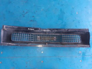 bontott IVECO DAILY Hűtőrács