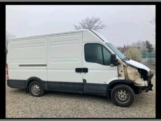 bontott IVECO DAILY Intercooler Tartó