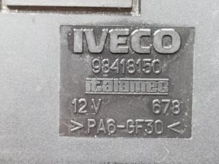 bontott IVECO DAILY Irányjelző Relé