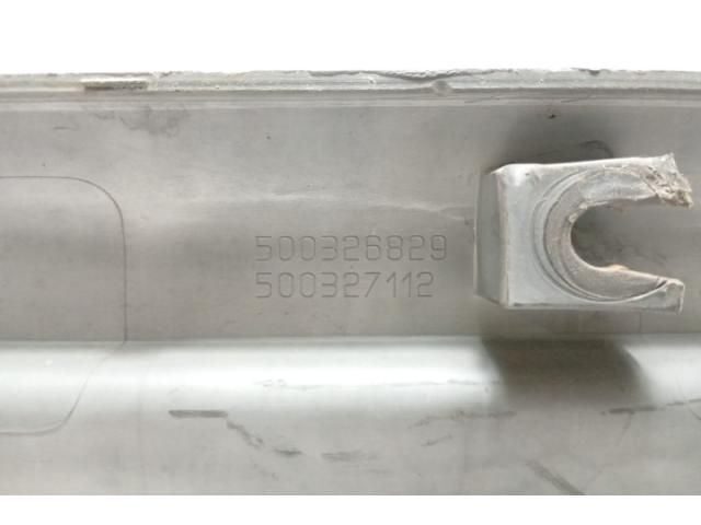 bontott IVECO DAILY Jobb D Oszlop Burkolat