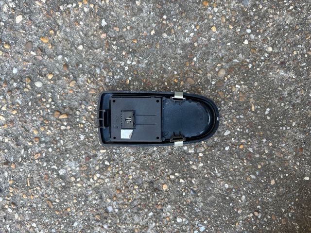 bontott IVECO DAILY Jobb első Ablakemelő Kapcsoló