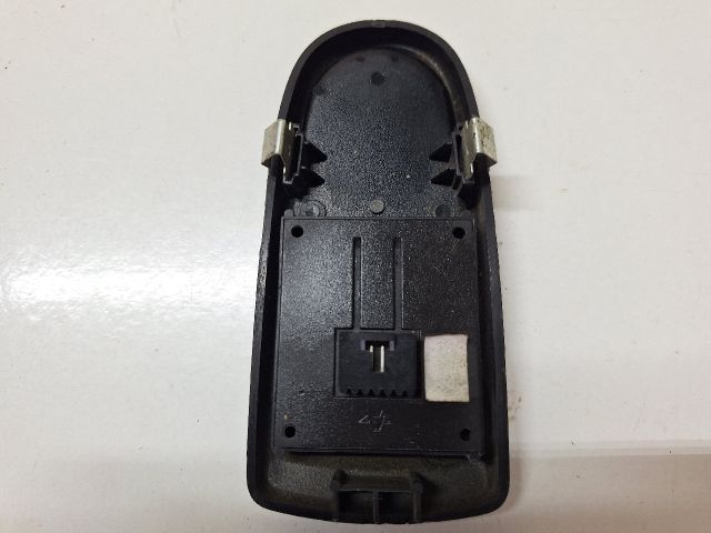 bontott IVECO DAILY Jobb első Ablakemelő Kapcsoló